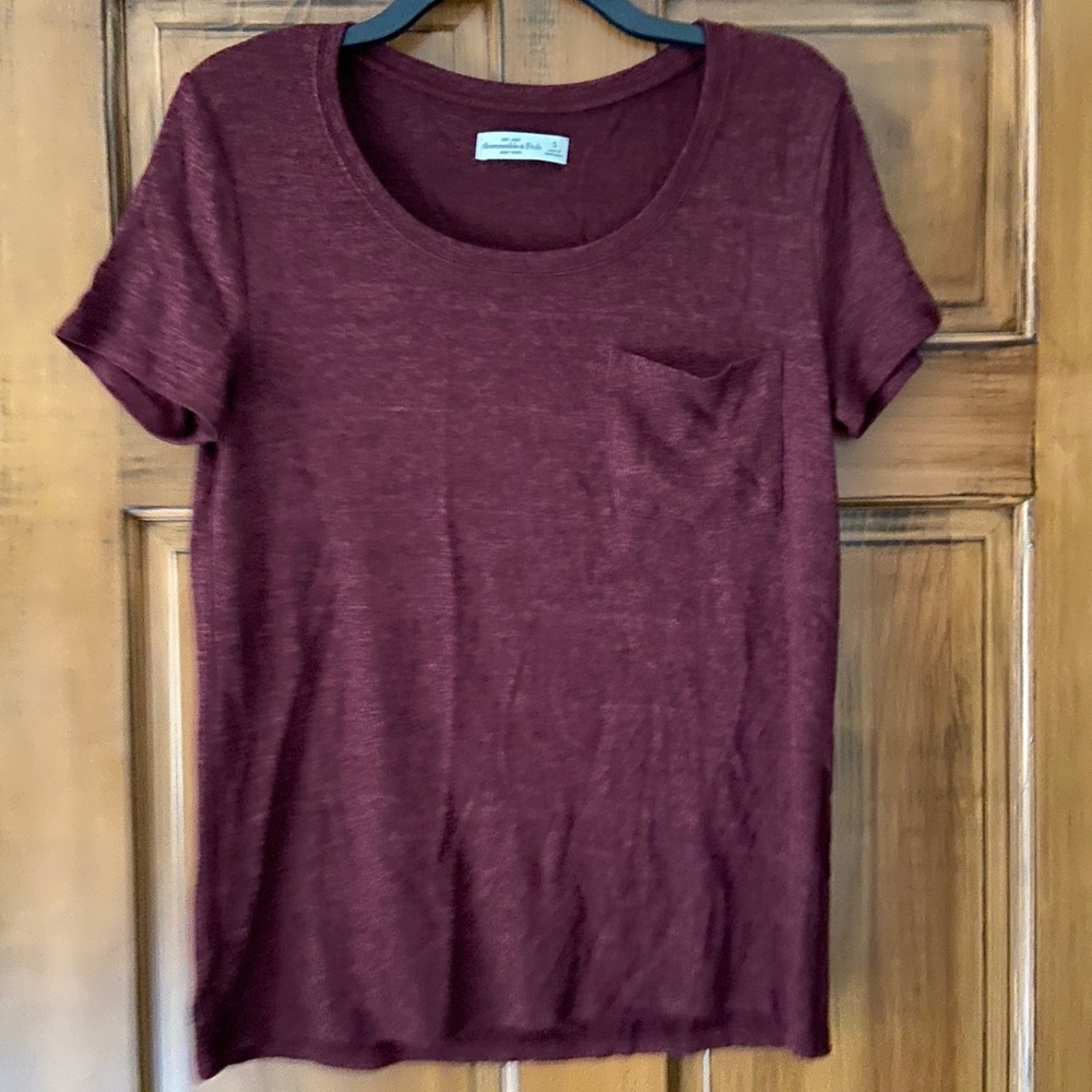 Abercrombie & Fitch top